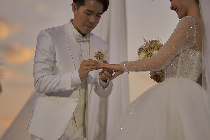 Khám phá với hơn 99 hình ảnh trao nhẫn cưới mới nhất - trieuson5.edu.vn